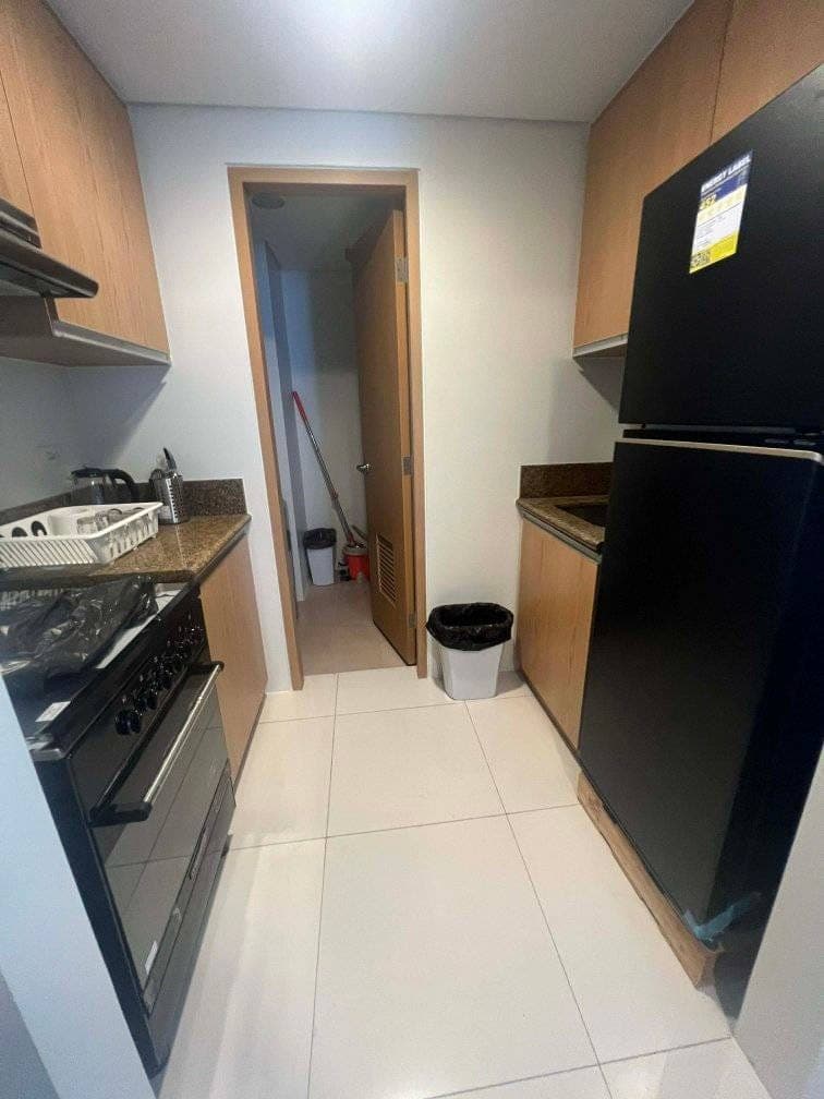 TIMES SQUARE WEST BGC - photo 3