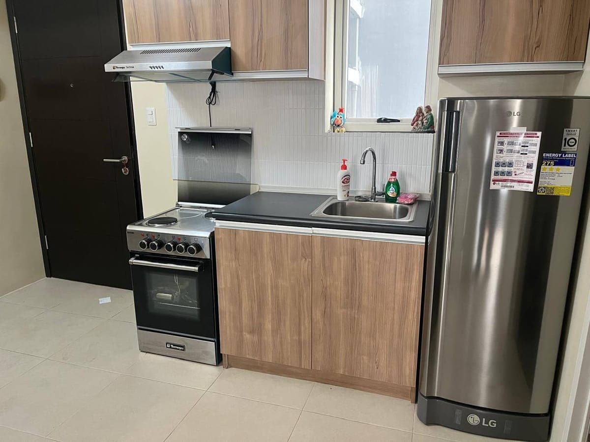 FOR LEASE 1BR EDSA QUEZON CITY - photo 5