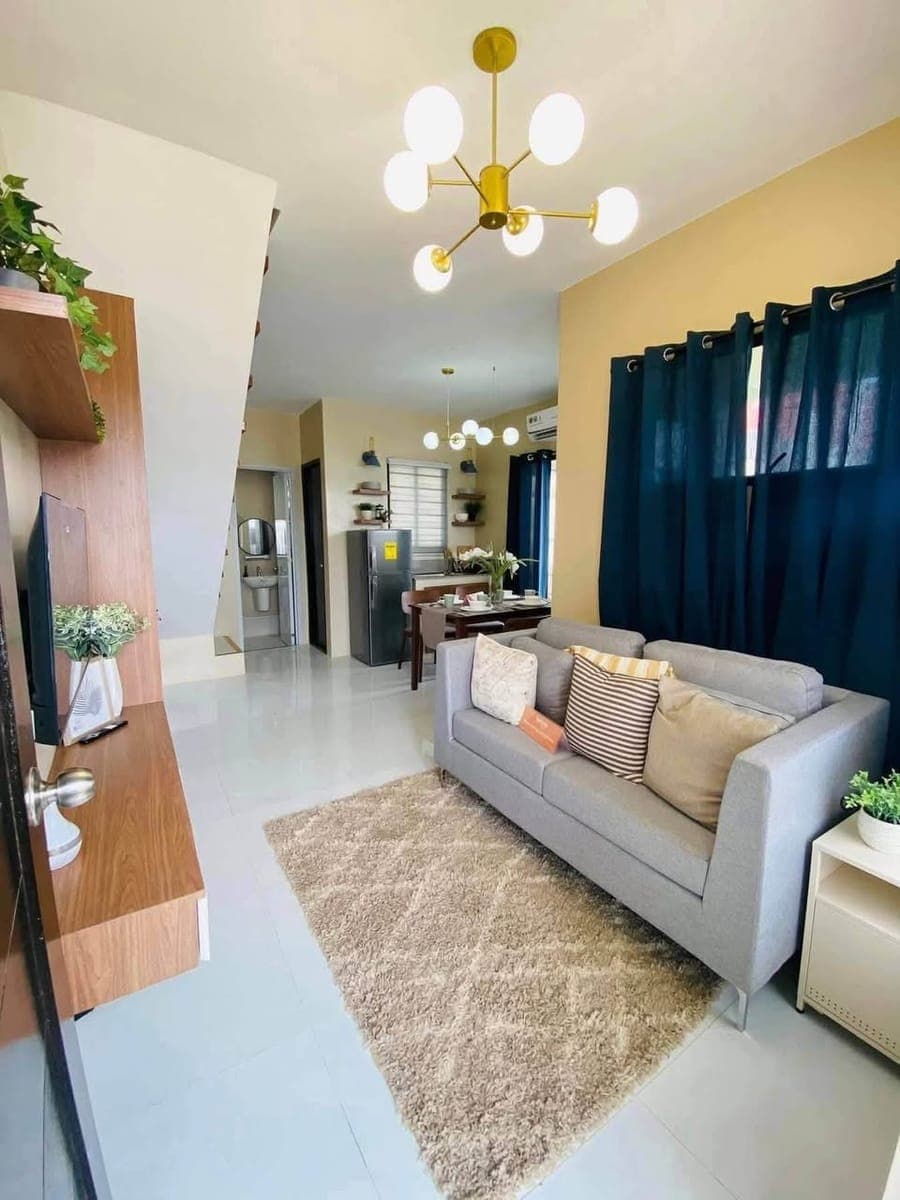 🏡 Corner Lot Townhouse Model Unit at Navona Court 💰 - photo 2