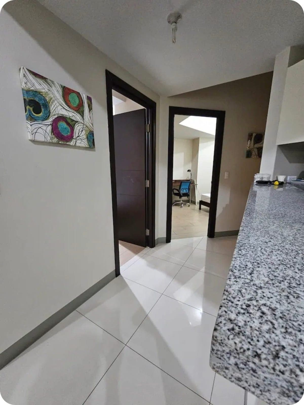 FOR LEASE! - photo 2