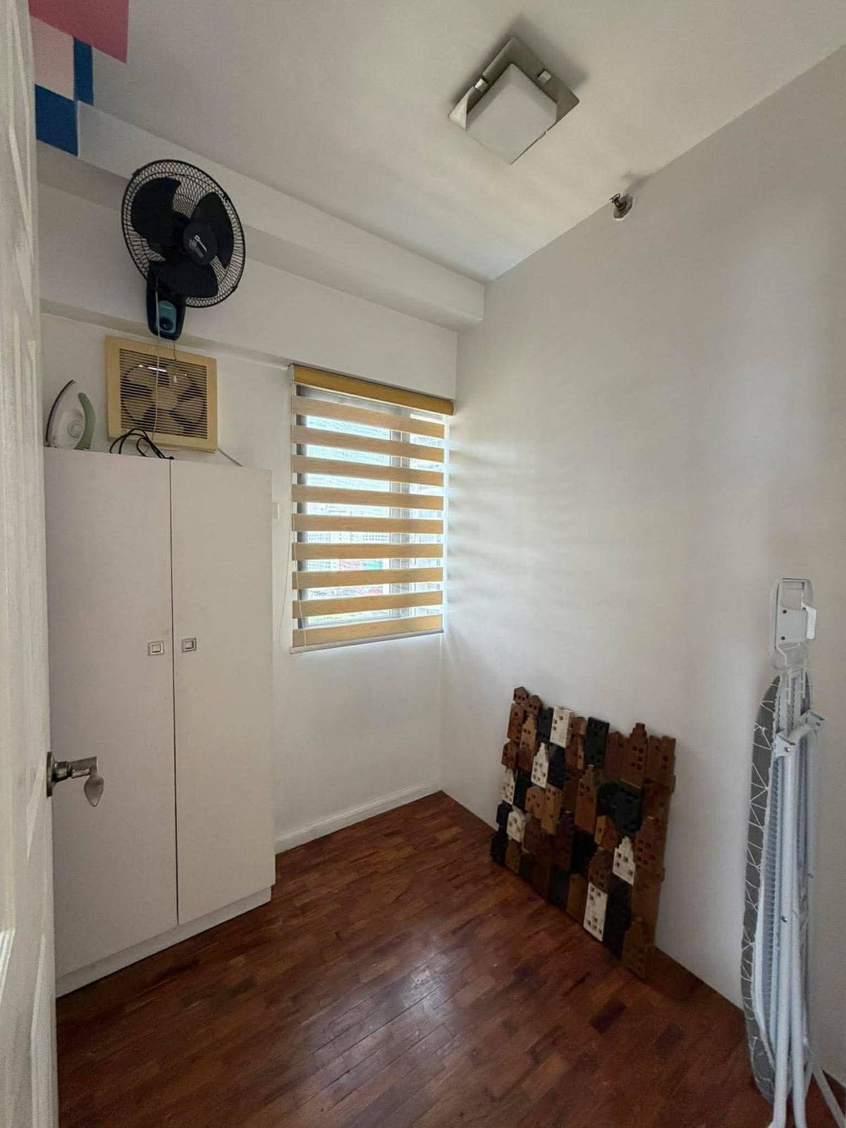 𝑭𝑶𝑹 𝑹𝑬𝑵𝑻: 3 BEDROOM with 2 Balconies | C5 Taguig - photo 1