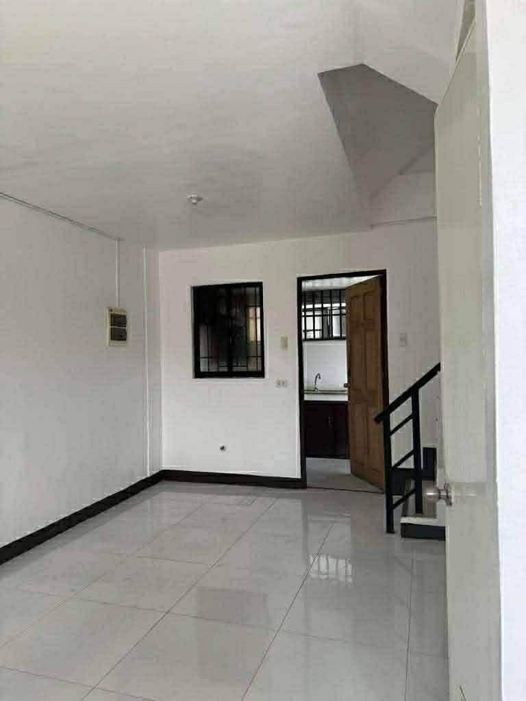 ‼️FOR RENT‼️  CORNER HOUSE AND LOT - photo 2