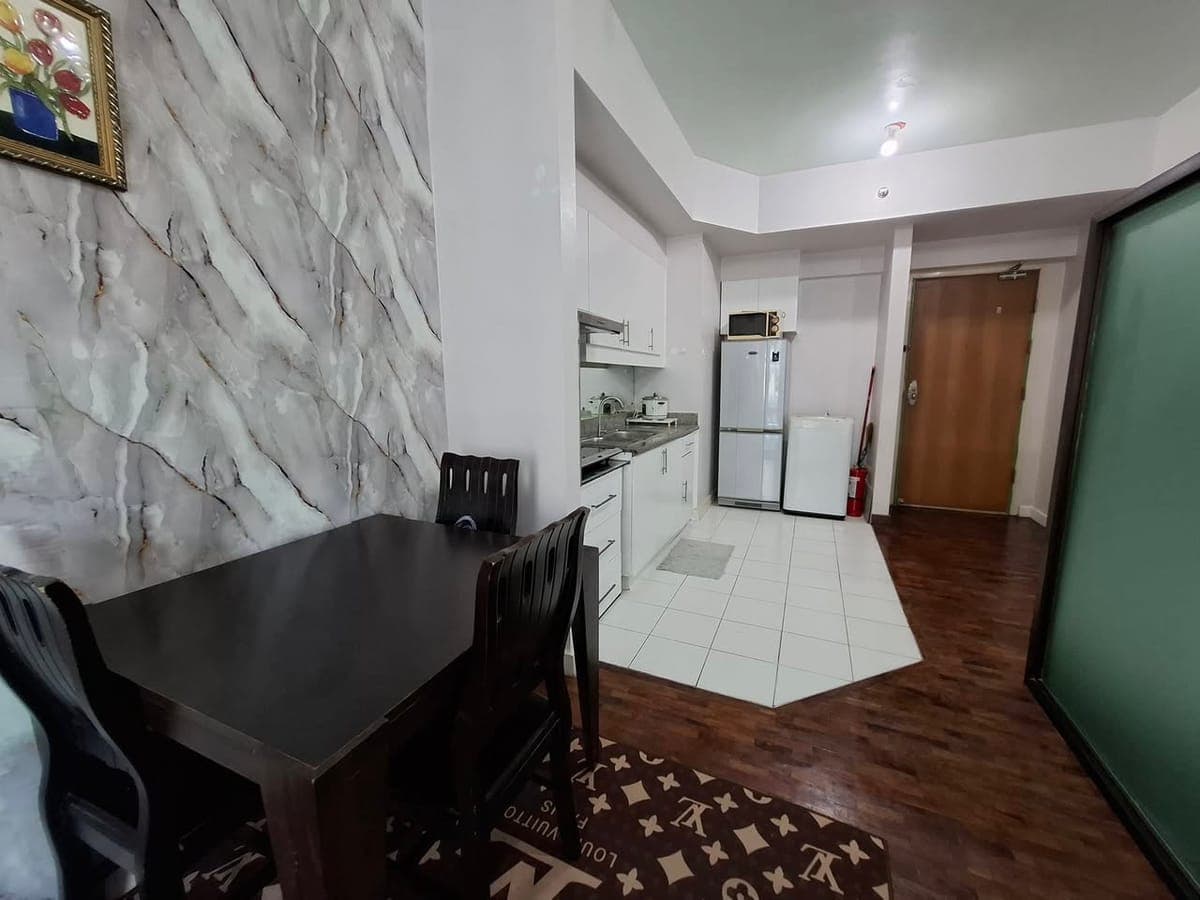 * **FOR RENT! Available Now in Ermita Manila!** - photo 2