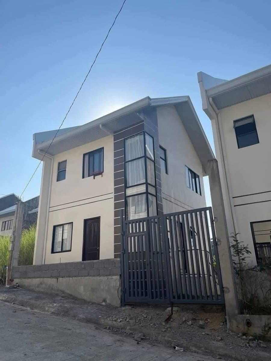 🏡 Gated HOUSE FOR RENT in Victors Subdivision, Puli Upper Carmen - photo 1