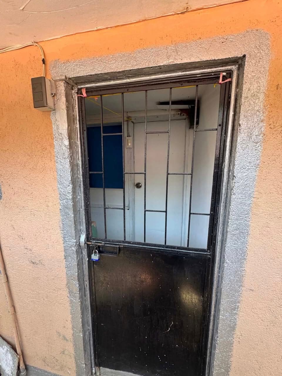 Available room for rent - photo 4