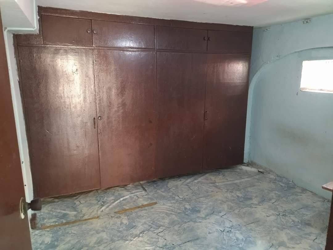 6k monthly motor parking own elect meter a/c window provision 1/2 working couples/  person sta ana t... - photo 1