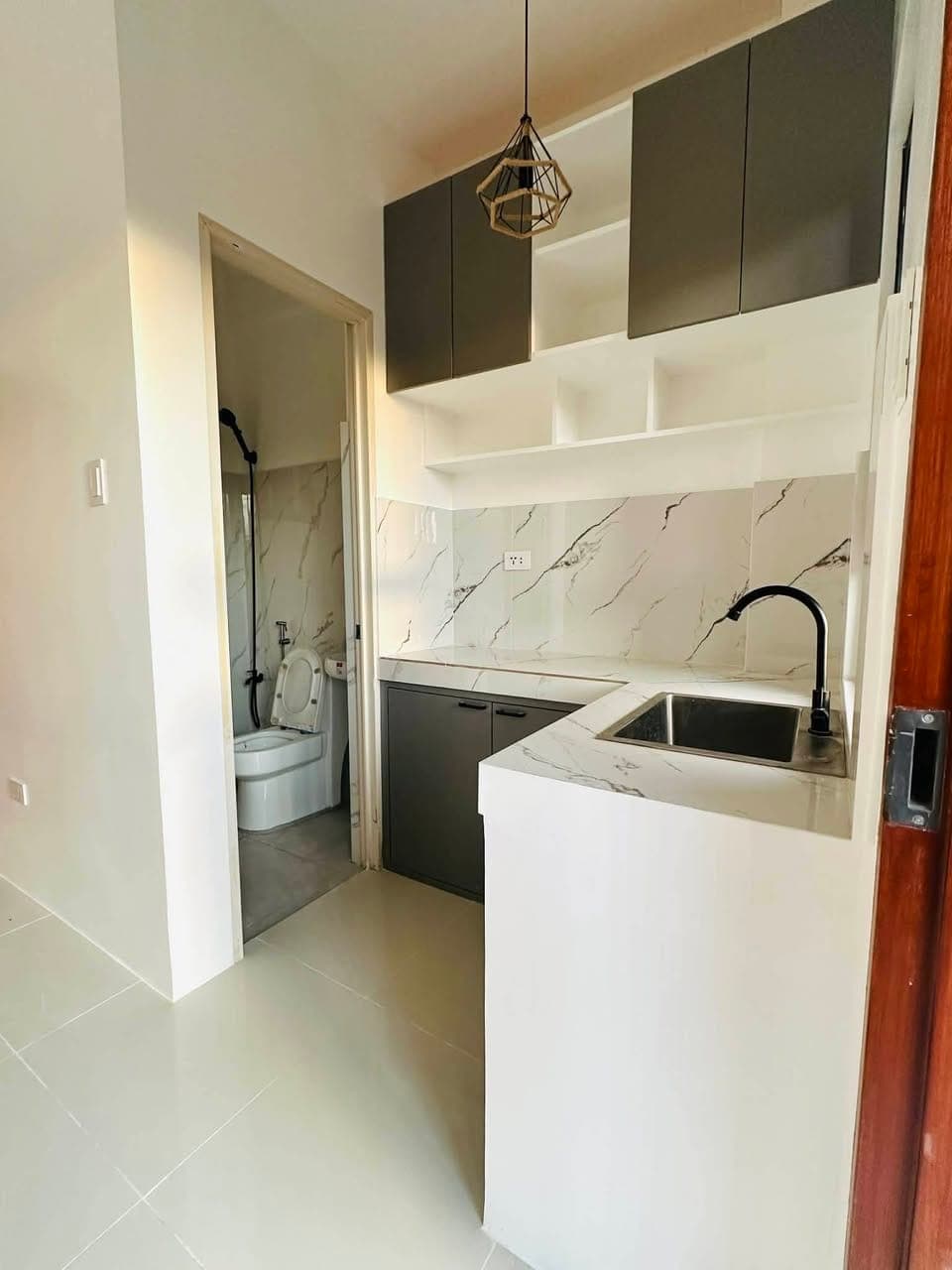 House for rent 1st floor 10k 2ndflor 11k pm detail     location holyfamily bagumbayan taguig - photo 2