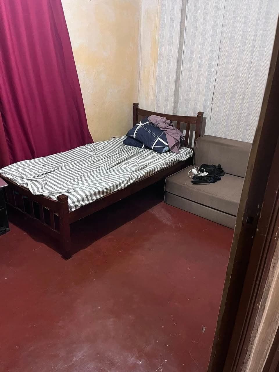 🏠 ROOM FOR RENT: WEST REMBO - photo 1