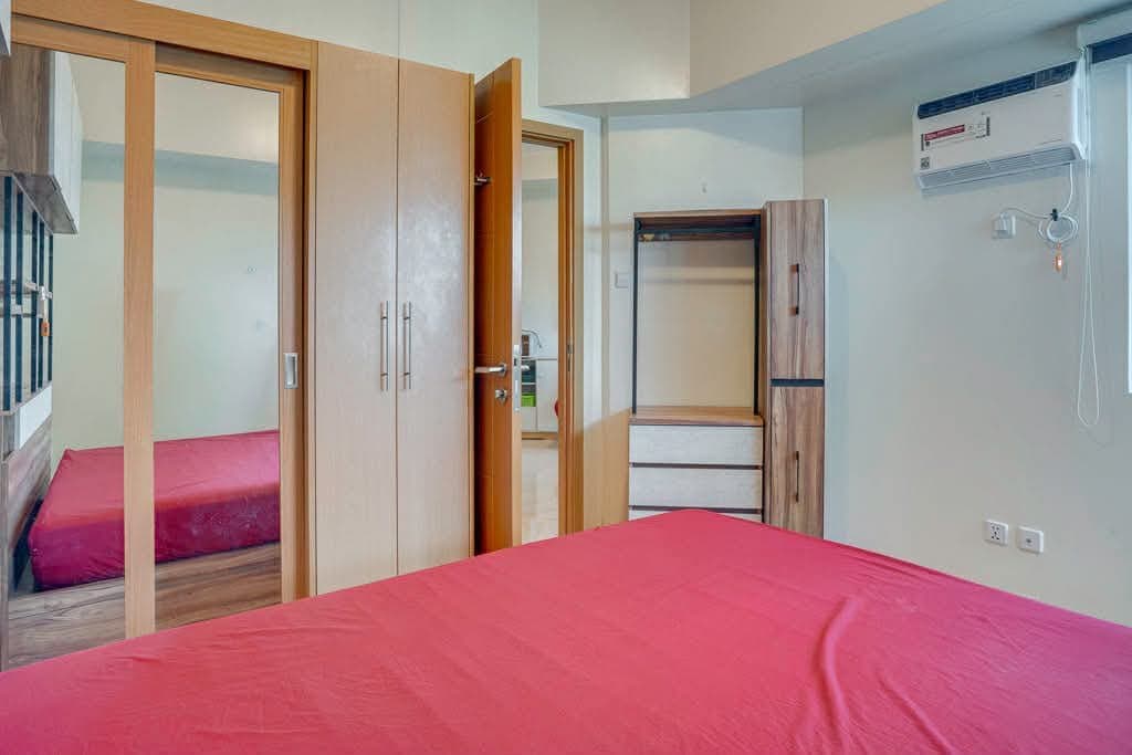 📣For Lease – 1BR Condo with Balcony at The Trion - photo 1