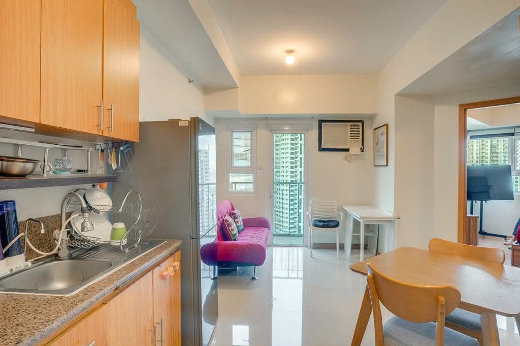 📣For Lease – 1BR Condo with Balcony at The Trion - photo 11