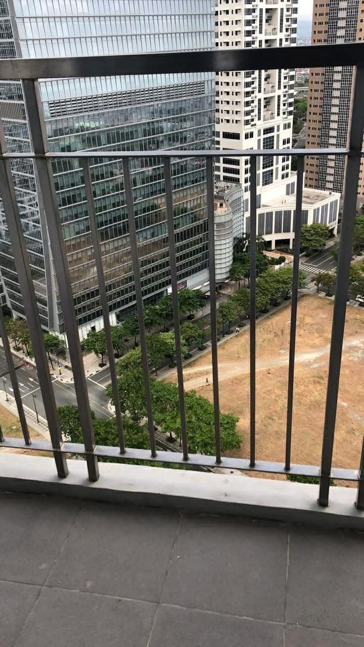 Trion Towers Tower 3 BGC for Rent✨🌷 - photo 2