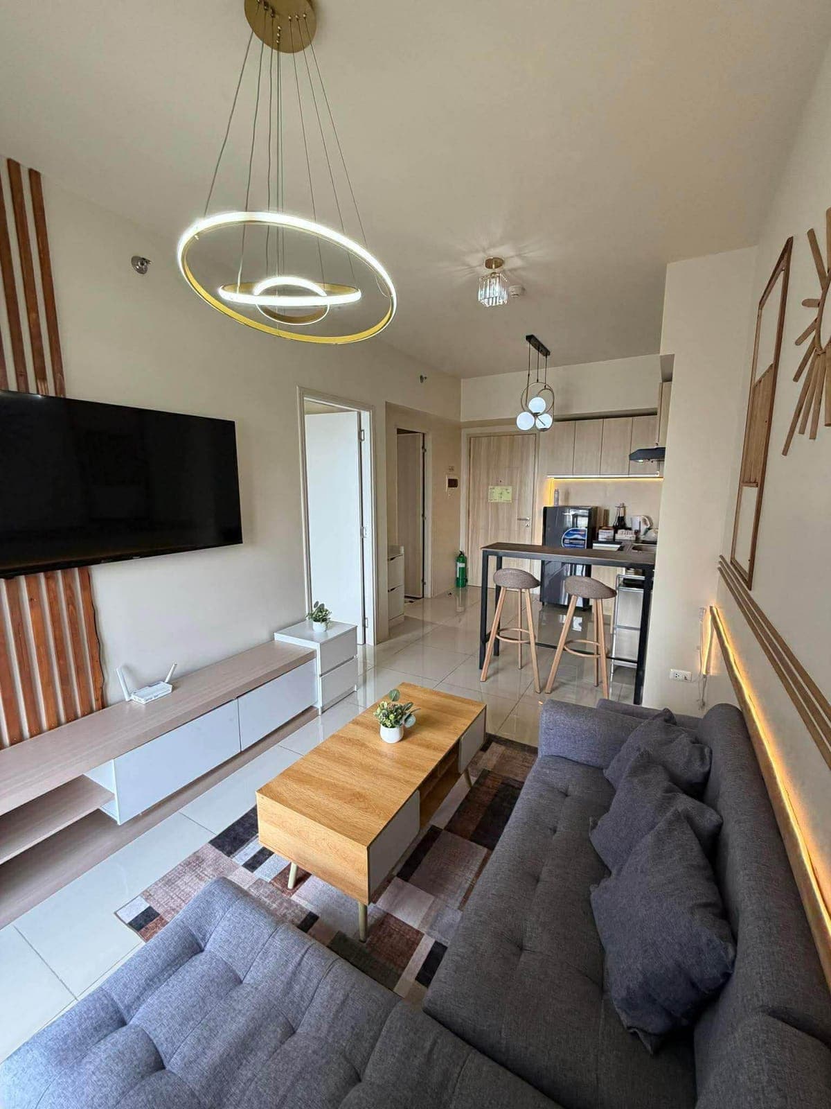 FOR LEASE: 1BR Furnished Unit – Montane, BGC - photo 5