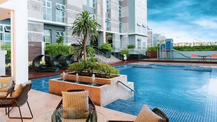 BARE UNIT FOR RENT: - photo 1