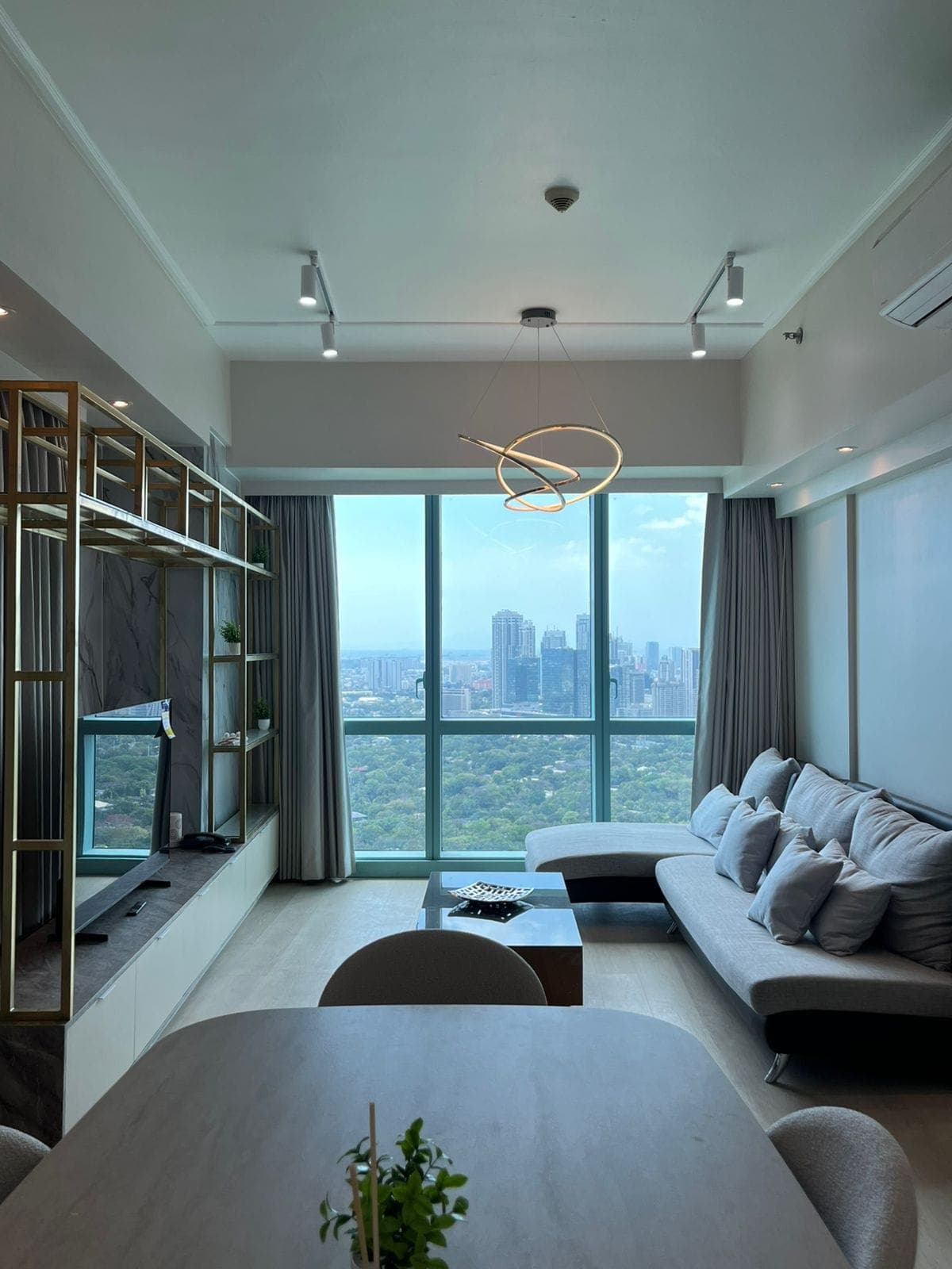 𝗙𝗼𝗿 𝗥𝗲𝗻𝘁: 𝟯 𝗕𝗥 - 𝗘𝗶𝗴𝗵𝘁 𝗙𝗼𝗿𝗯𝗲𝘀 𝗧𝗼𝘄𝗻 𝗥𝗼𝗮𝗱 𝗕𝗚𝗖 - photo 5