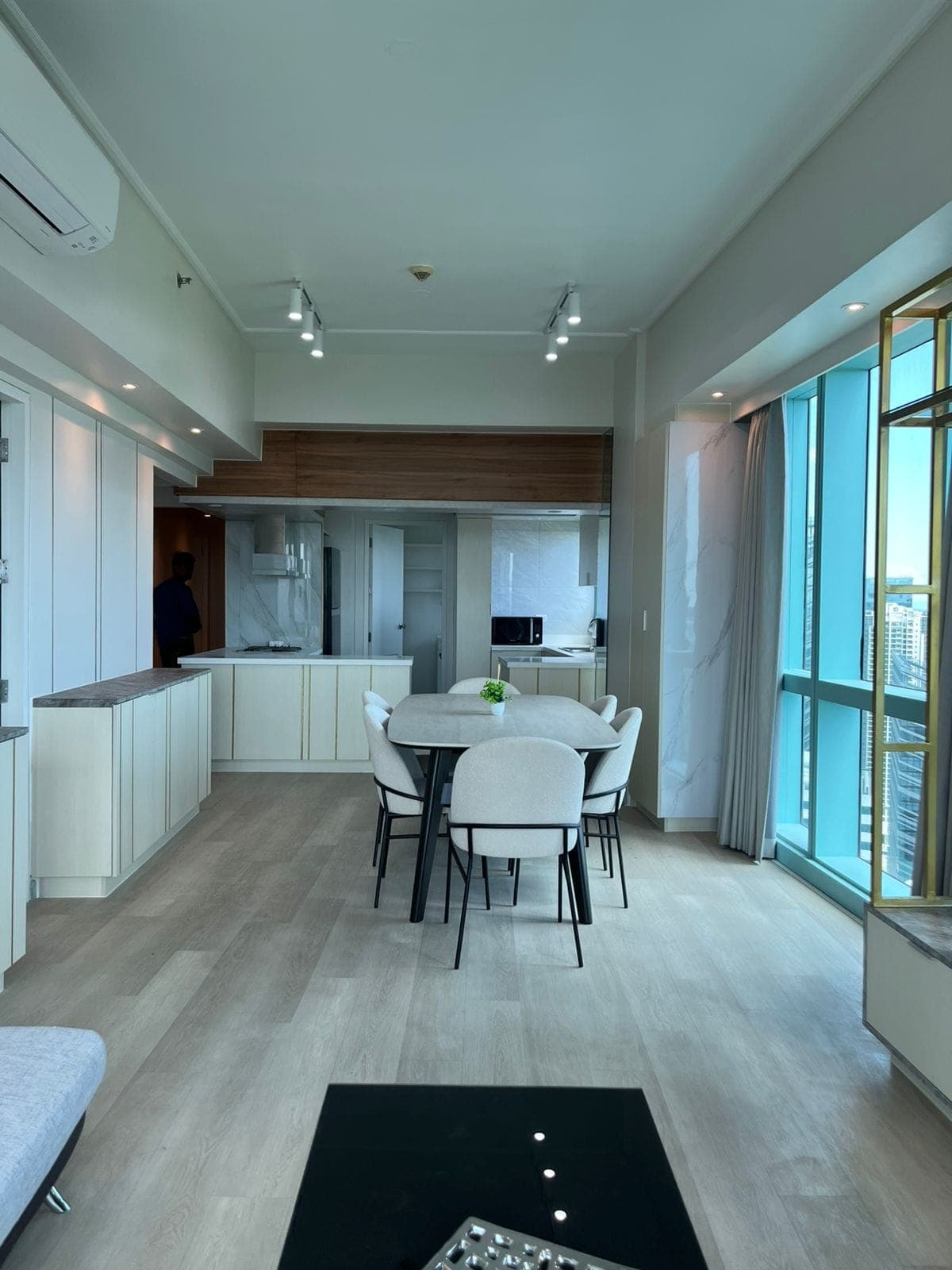 𝗙𝗼𝗿 𝗥𝗲𝗻𝘁: 𝟯 𝗕𝗥 - 𝗘𝗶𝗴𝗵𝘁 𝗙𝗼𝗿𝗯𝗲𝘀 𝗧𝗼𝘄𝗻 𝗥𝗼𝗮𝗱 𝗕𝗚𝗖 - photo 7