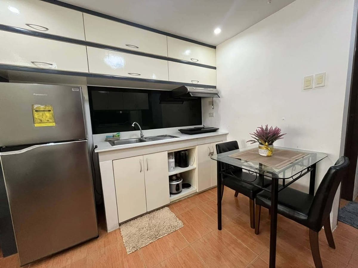**For Rent -  One Oasis 1BR Condo Unit** - photo 5