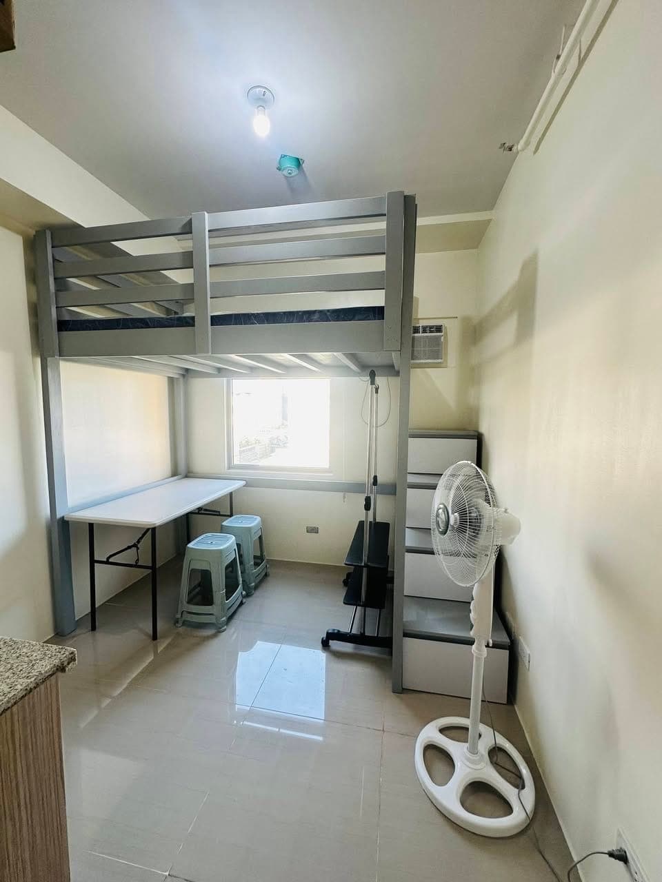 Studio Unit for Rent!! - photo 1