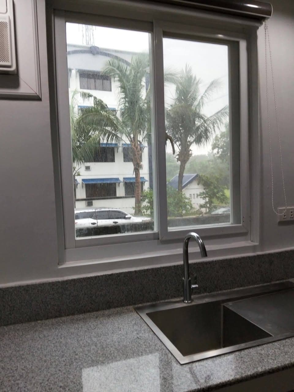 Studio Condo Unit for Rent in Taguig - photo 5