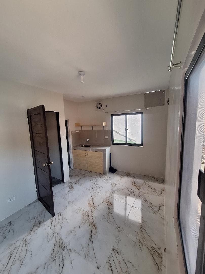 𝐑𝐨𝐨𝐦 𝐟𝐨𝐫 𝐫𝐞𝐧𝐭 𝐒𝐓𝐔𝐃𝐈𝐎 𝐓𝐘𝐏𝐄 - photo 1