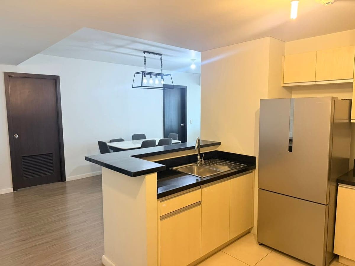 CONDO FOR RENT - photo 4