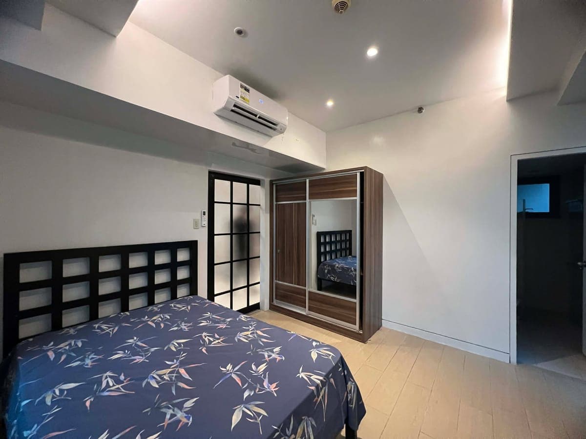 Eight Forbes Town - photo 2