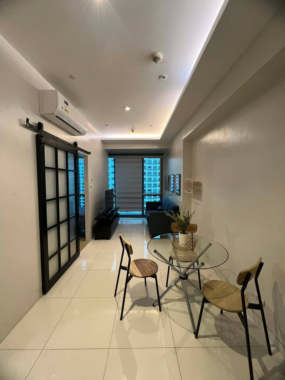 Eight Forbes Town - photo 7