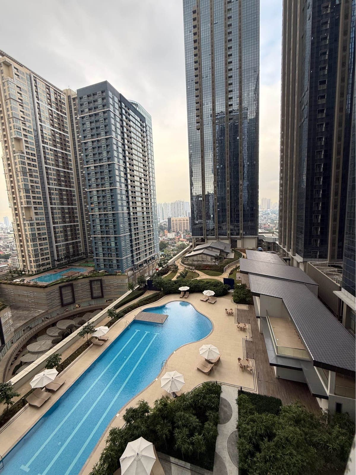 ‼️FOR LEASE: 1BR Unit in THE SEASONS RESIDENCES, BGC‼️ - photo 2