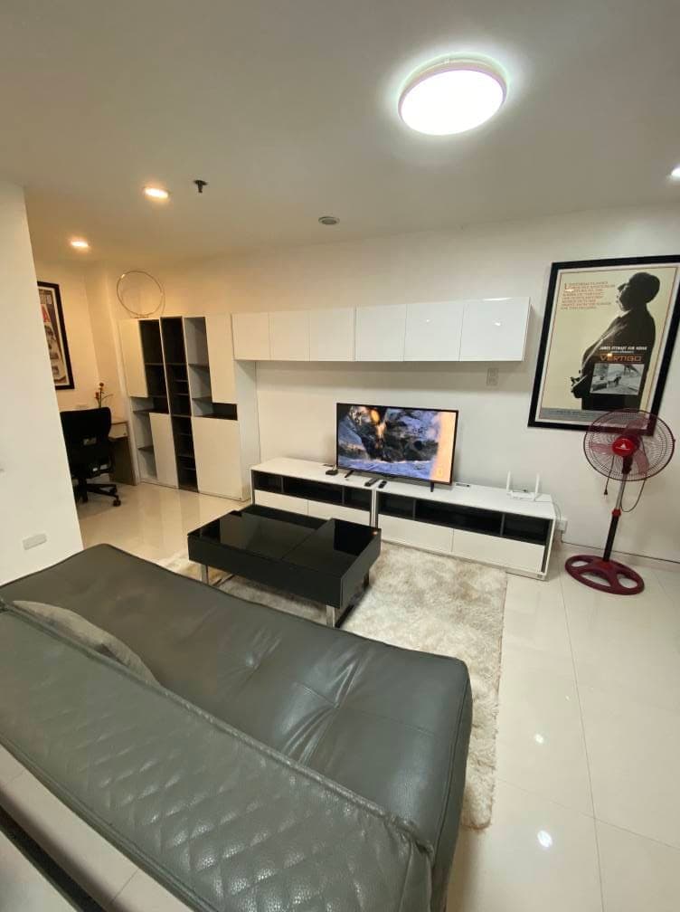 direct tenant or brokers welcome - photo 8