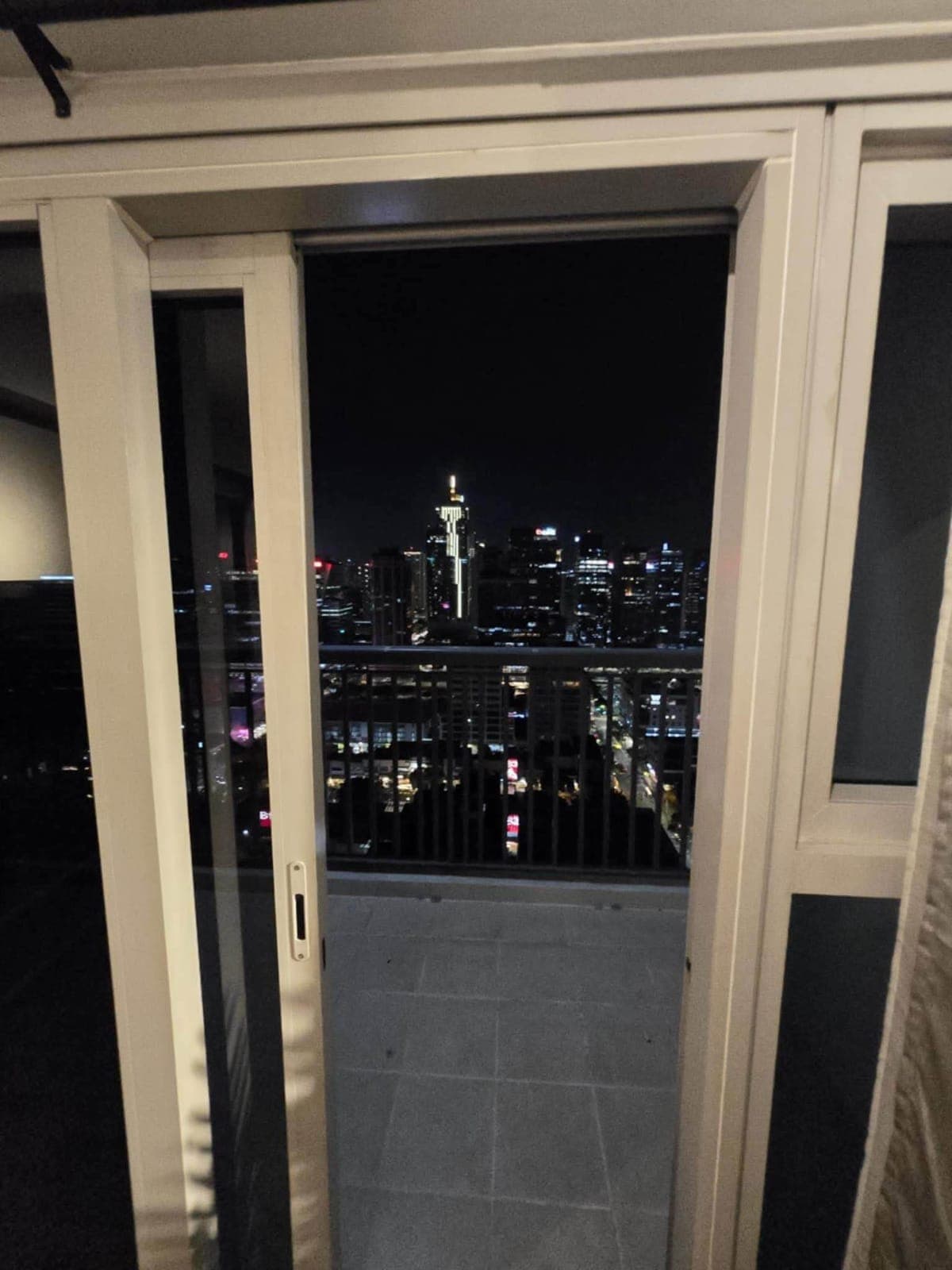 For Lease : - photo 2