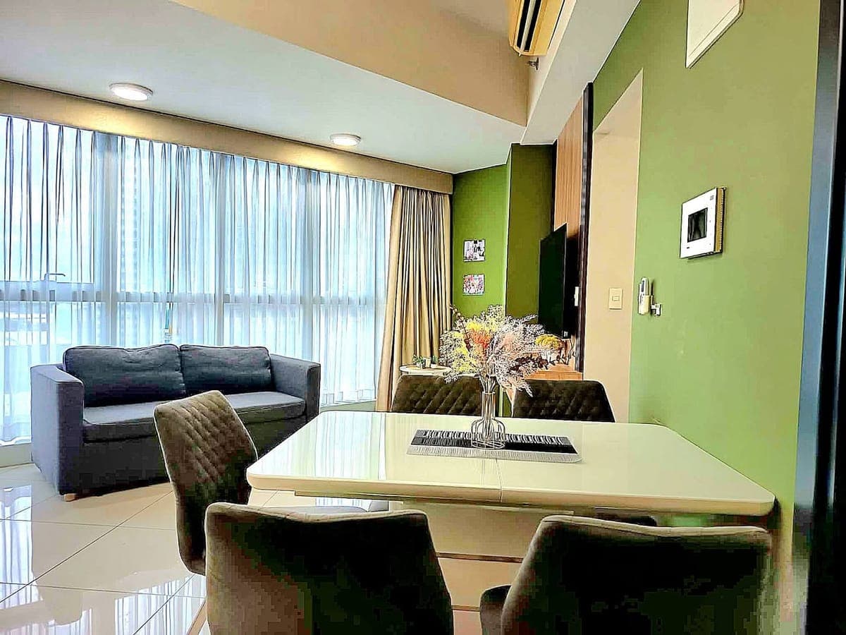 📌Uptown Parksuites Tower 2 Condominium - photo 2