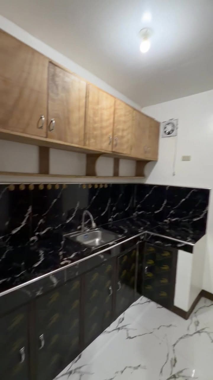 Available Room for rent! - photo 3