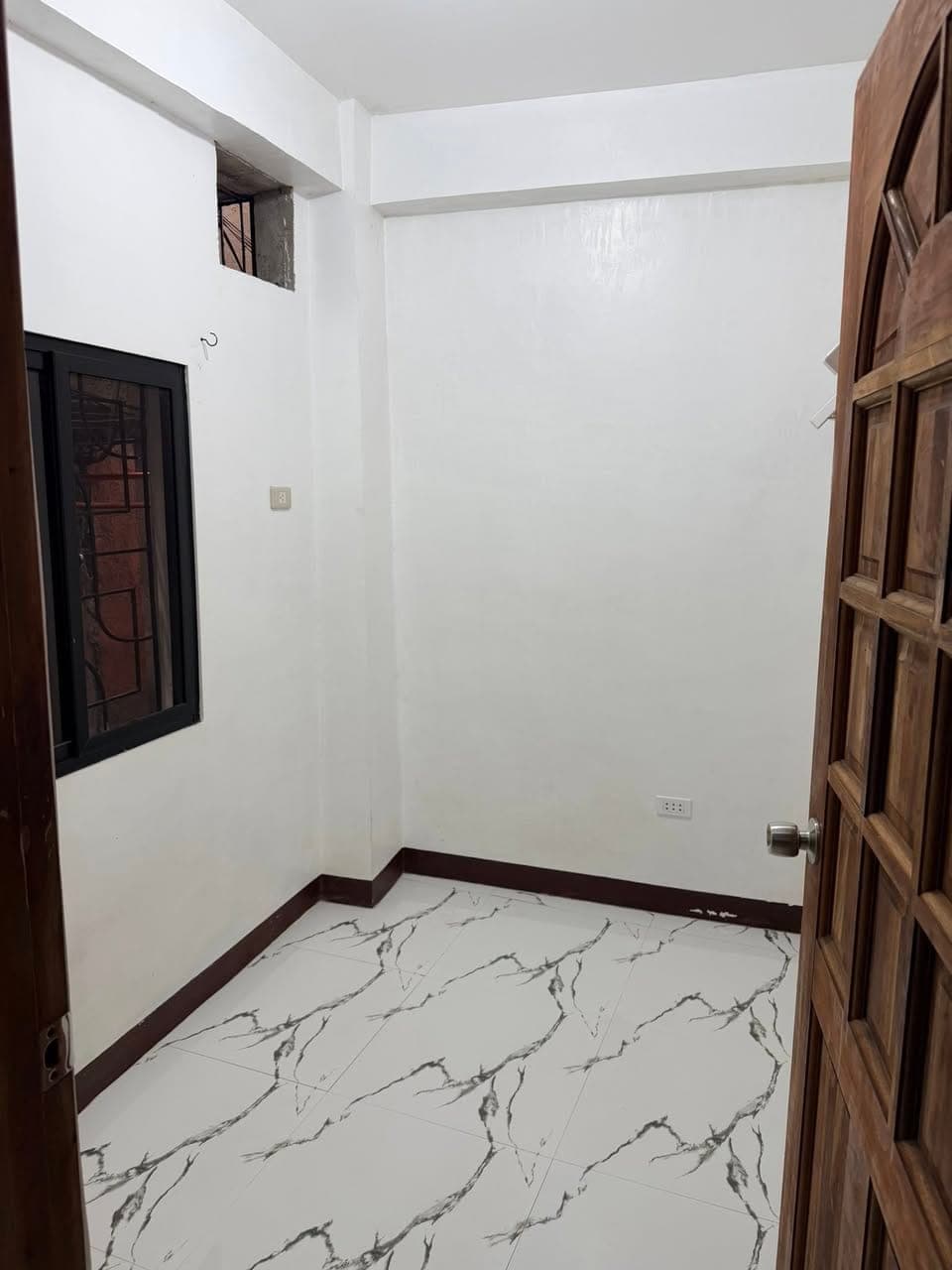 Available Room for rent! - photo 1