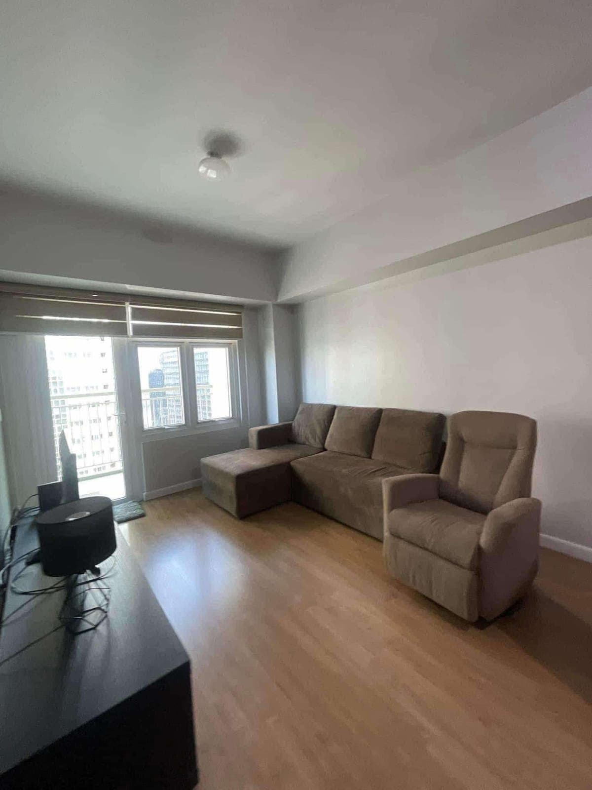 ‼️FOR RENT🏢TWO SERENDRA, MERANTI TOWER, BGC💥32nd floor - photo 5