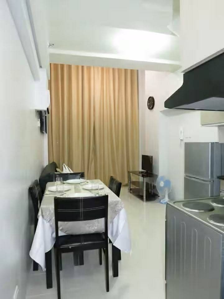 🏢 FOR LEASE | Fully-Furnished 1-Bedroom Bi-Level Residence 🏢 - photo 4