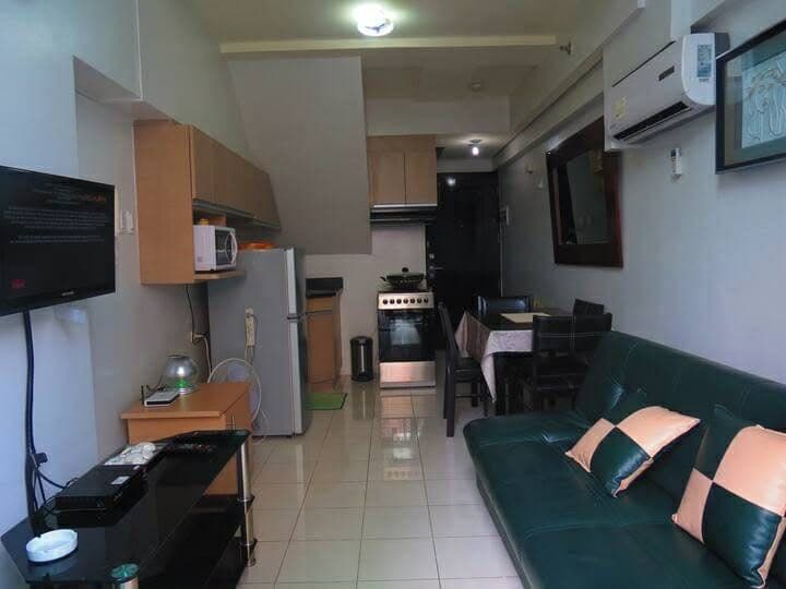 🏢 FOR LEASE | Fully-Furnished 1-Bedroom Bi-Level Residence 🏢 - photo 2