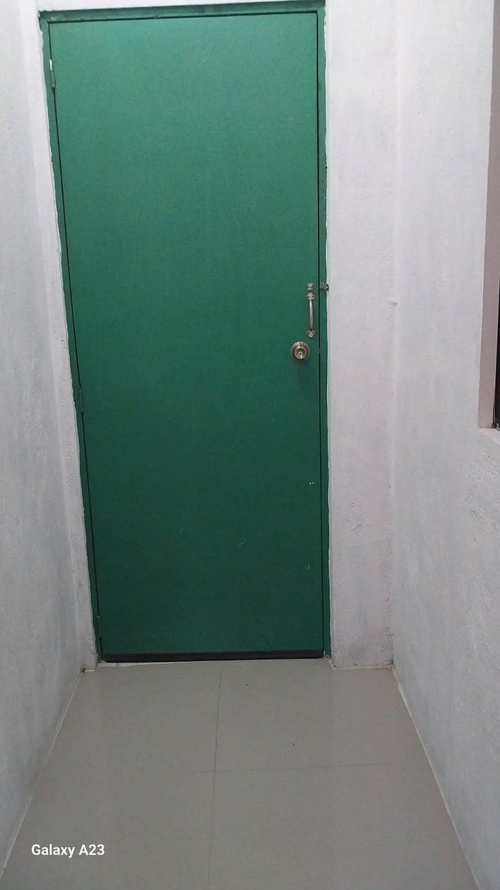 Room for Rent, Lady only - photo 4