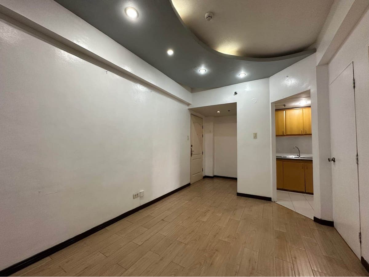 2BR for Lease in Forbeswood Heights BGC - photo 1
