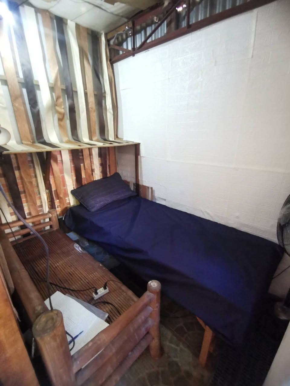 MALE SOLO ROOM. BEDSPACE AVAILABLE.. - photo 2