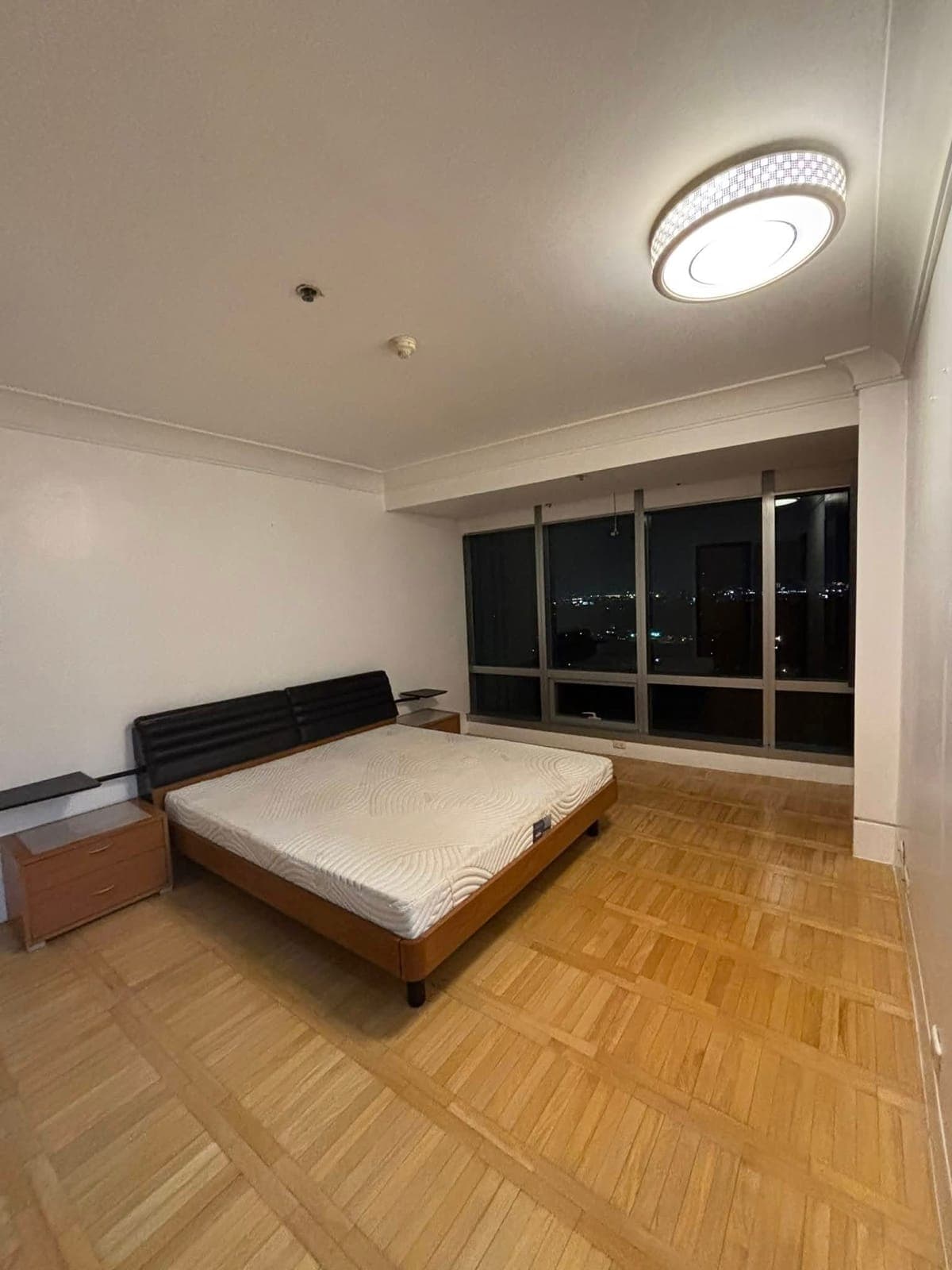 ‼️𝐅𝐎𝐑 RENT🏢ONE MCKINLEY, BGC - photo 4