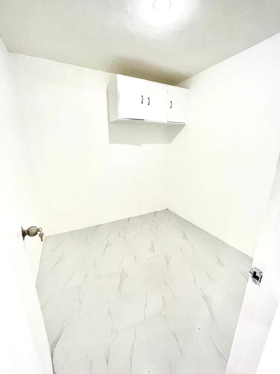 ROOMS AVAILABLE good for 2 persons(₱4,500/month) and good for 1  (₱3,000/month) - photo 5