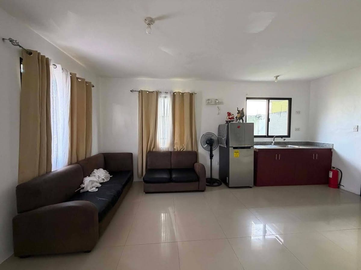 House for rent - photo 2