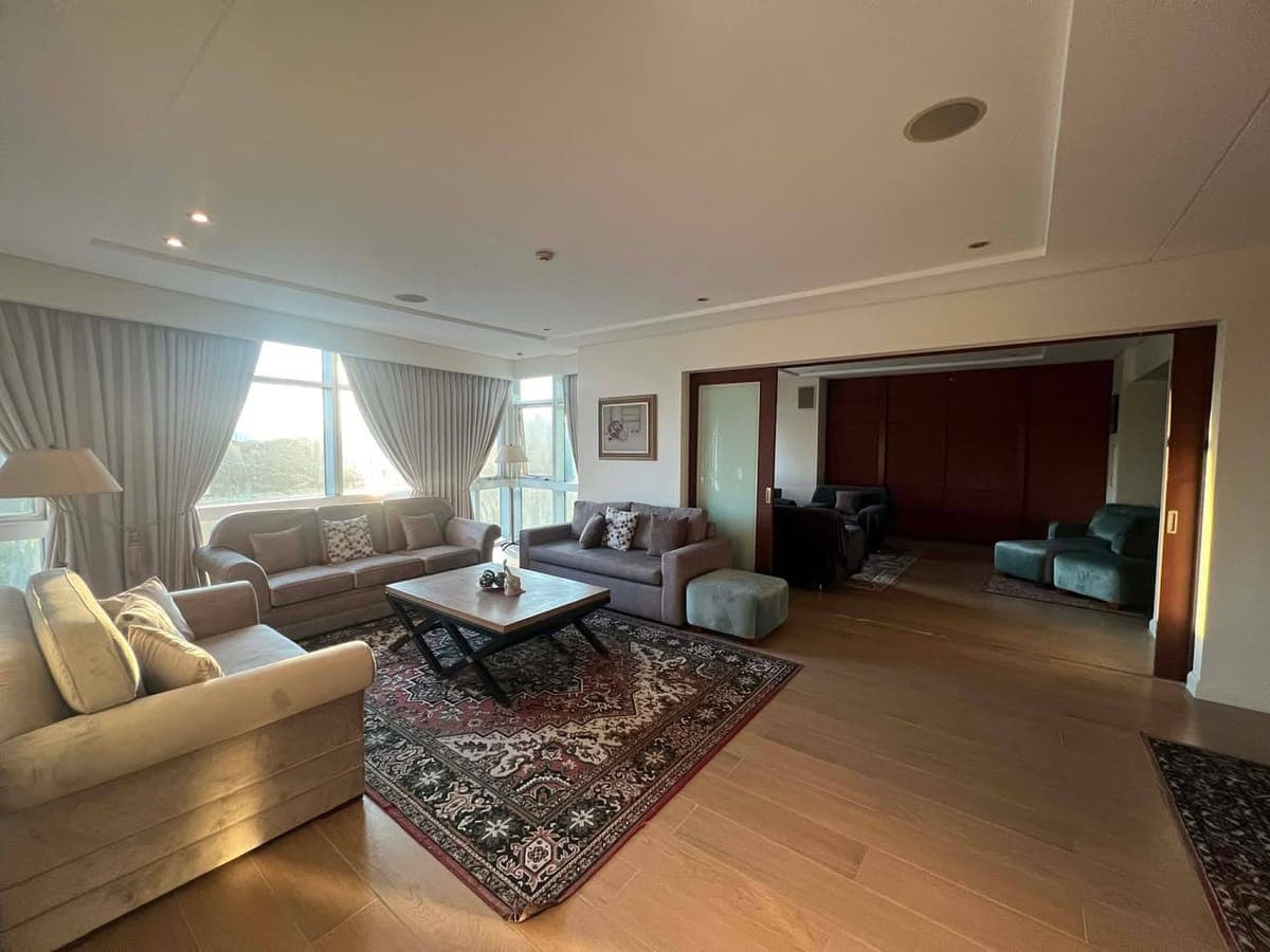 FOR RENT: Pacific Plaza tower - photo 1