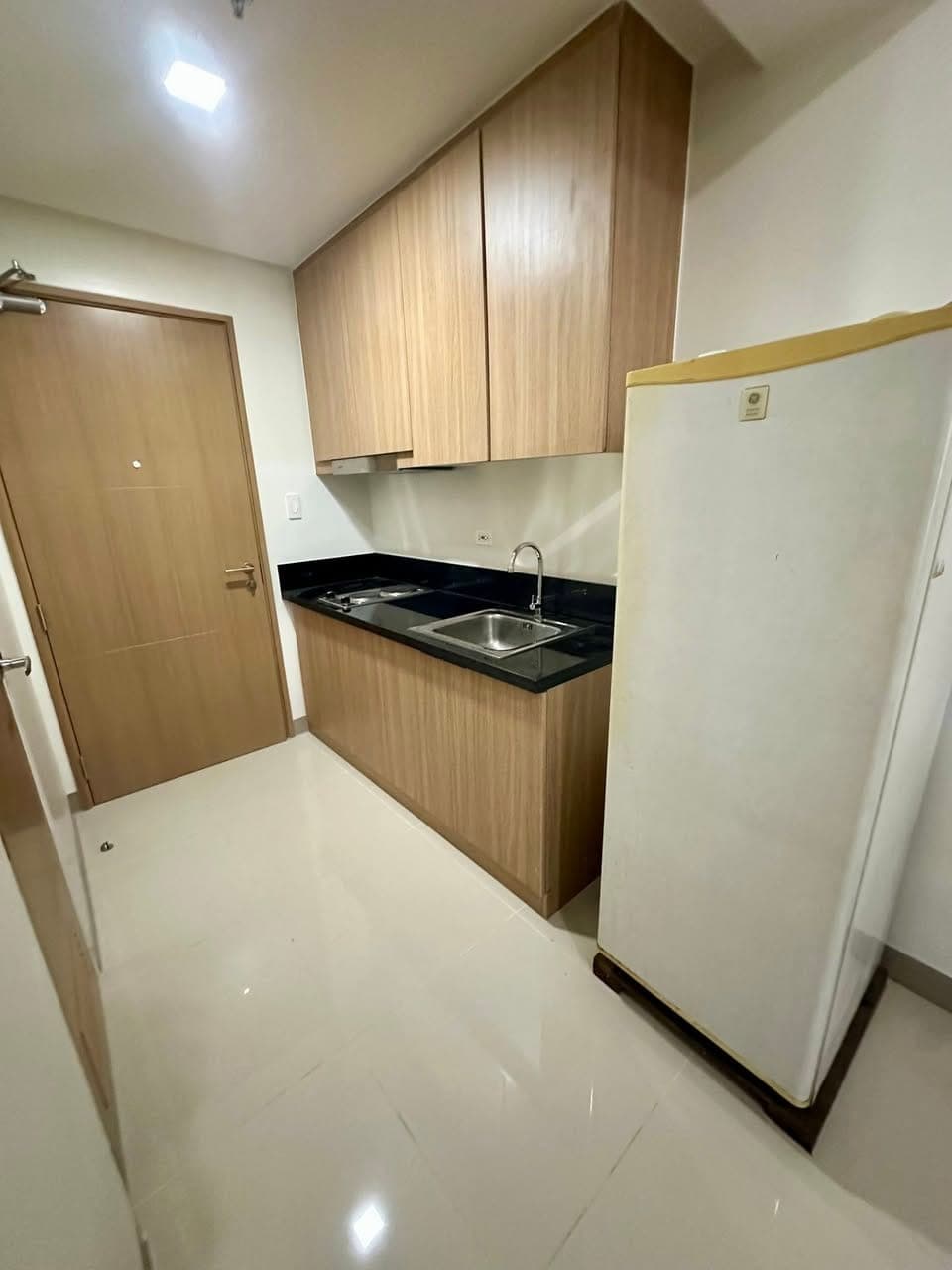 Glam residence GMA mrt station. Brand new unit for rent 20k per month 09772486390 - photo 2