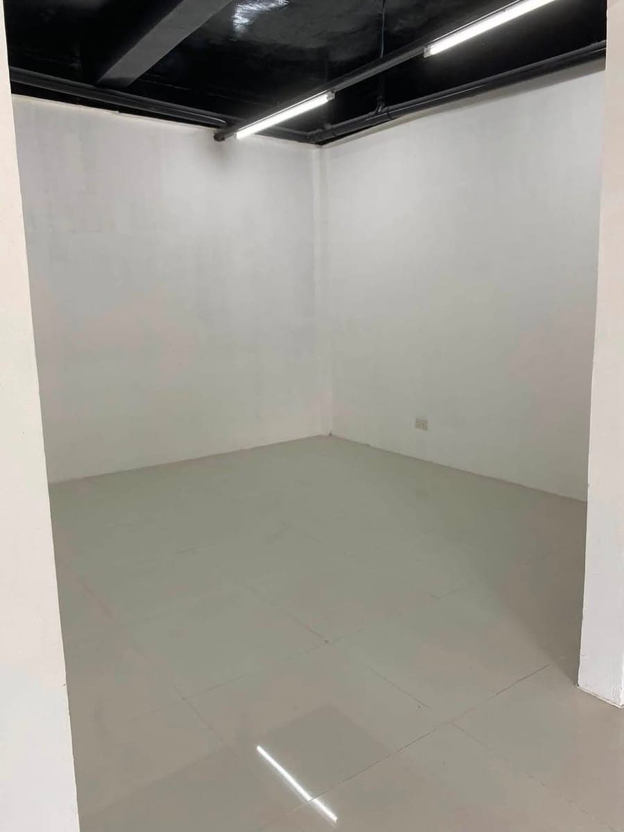 SPACE FOR RENT - photo 1