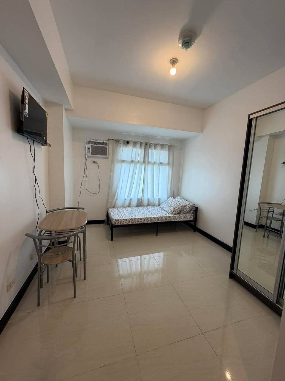 ✨ REFINED CITY LIVING | PET-FRIENDLY COMFORT ✨ - photo 5