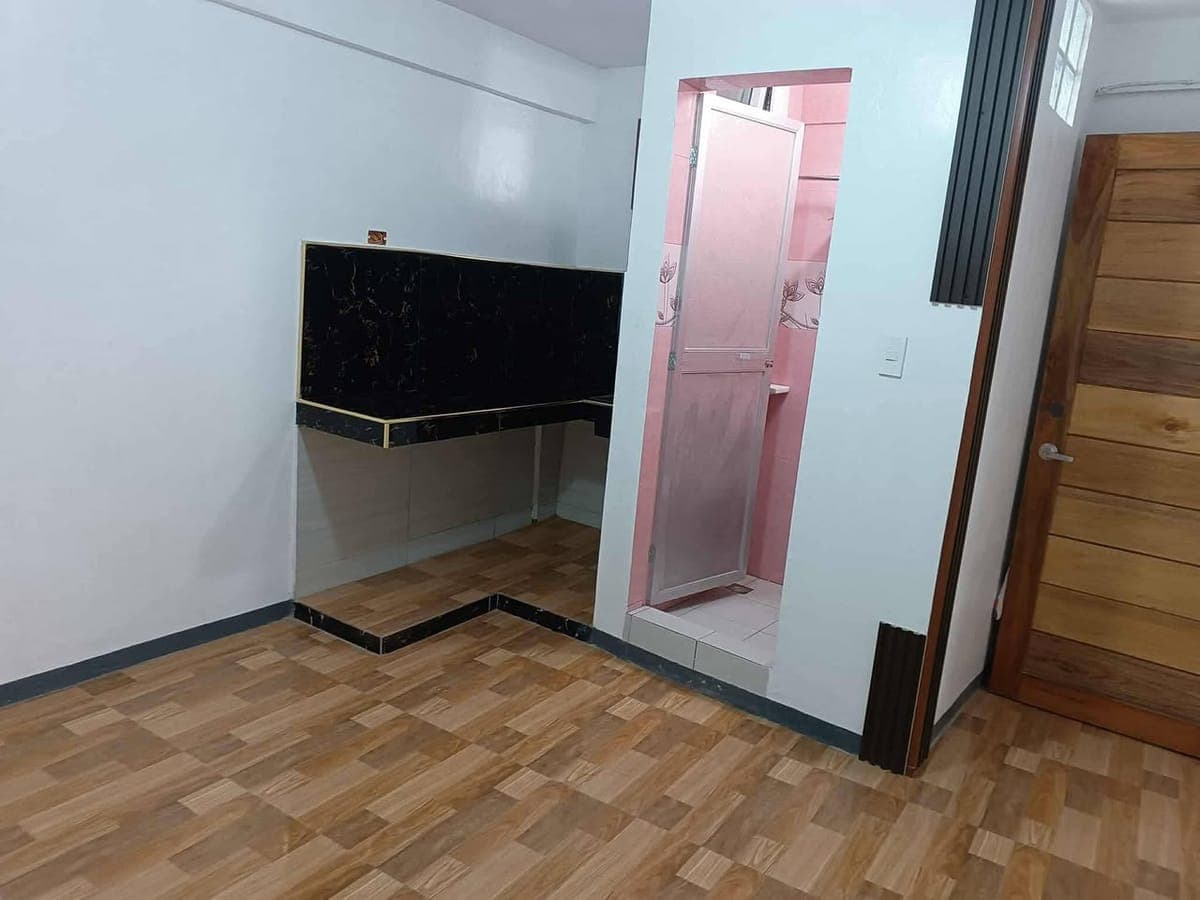✅" Room For Rent" - photo 4