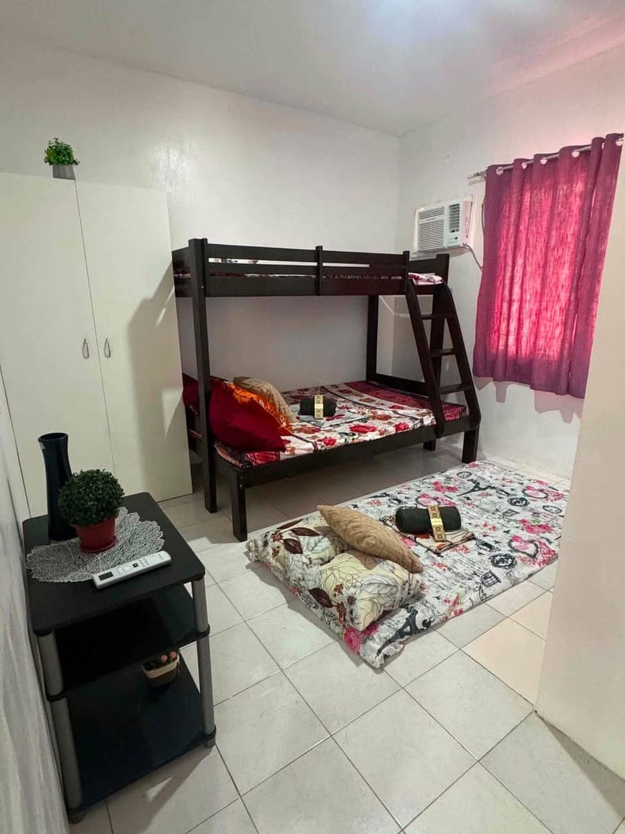 Semi-furnished house for rent - photo 3