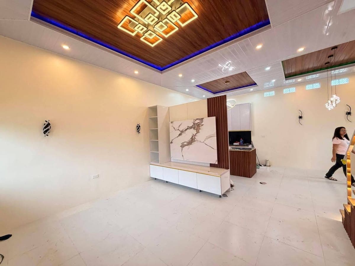 🏡BRAND NEW HOUSE FOR RENT‼️ - photo 1
