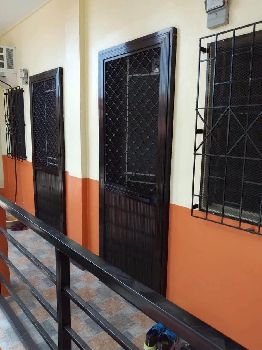 Studio type Room for rent with Bathroom and aircon..1 room available. Free wifi 50mbps only. - photo 2
