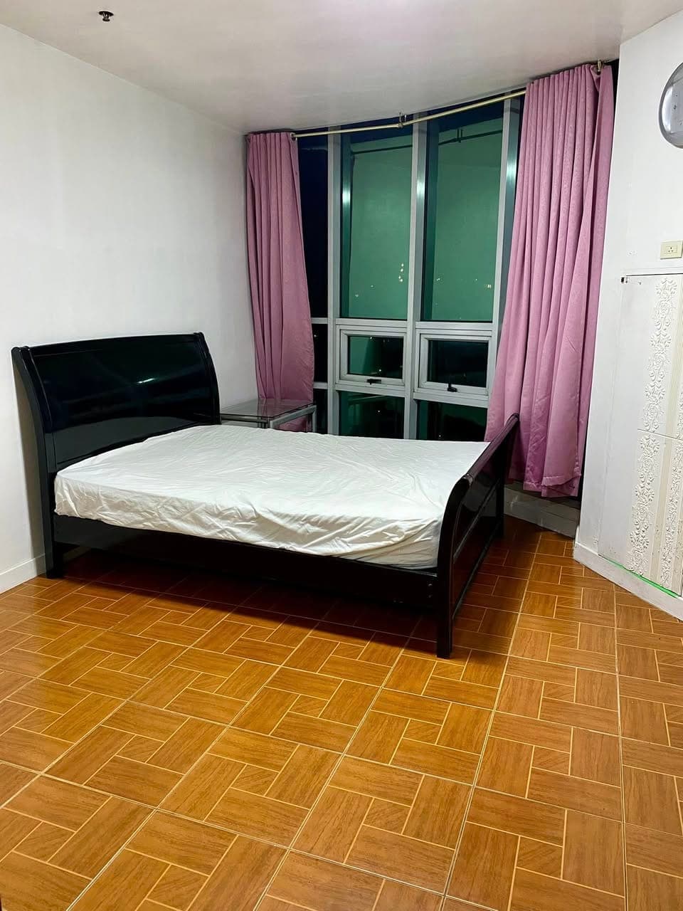 Condo for rent! - photo 1